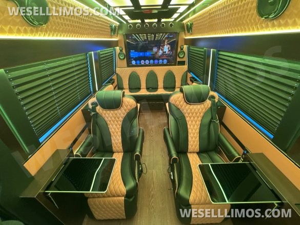 2023 Mercedes-Benz Sprinter Sprinter for Sale in baldwin, NY - Main Photo