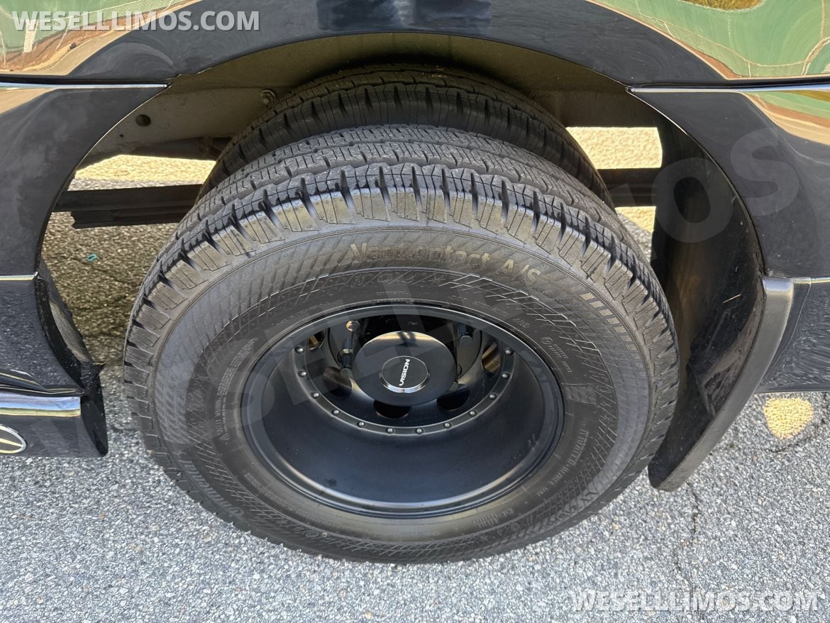Sprinter for Sale in baldwin, NY - Photo 37