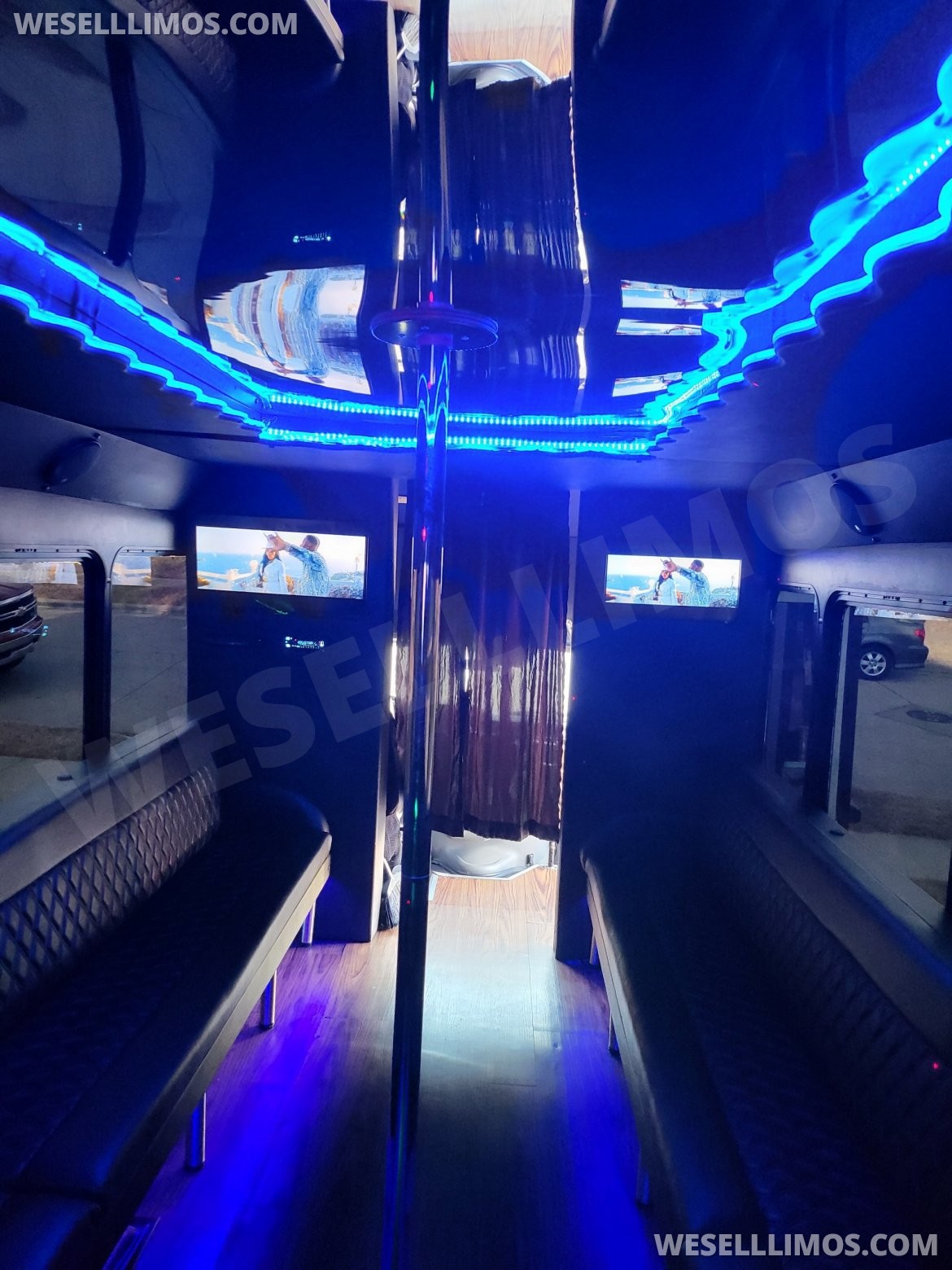 Limo Bus for Sale in Cedar Hill, TX - Photo 13