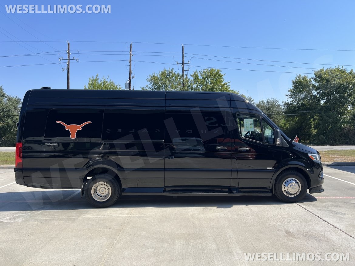 Sprinter for Sale in Cypress, TX - Photo 2