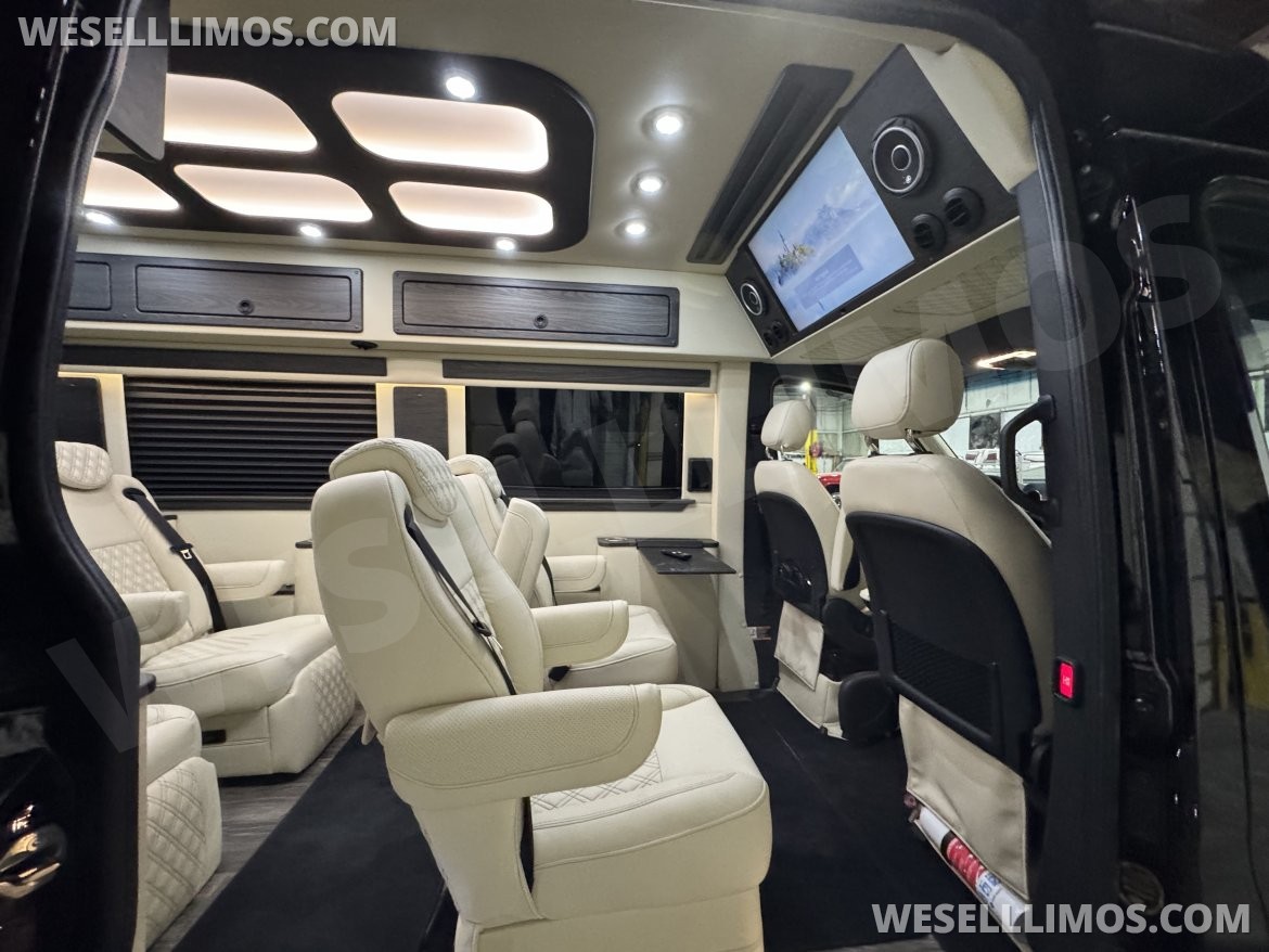 Sprinter for Sale in Springfield, MO - Main Photo