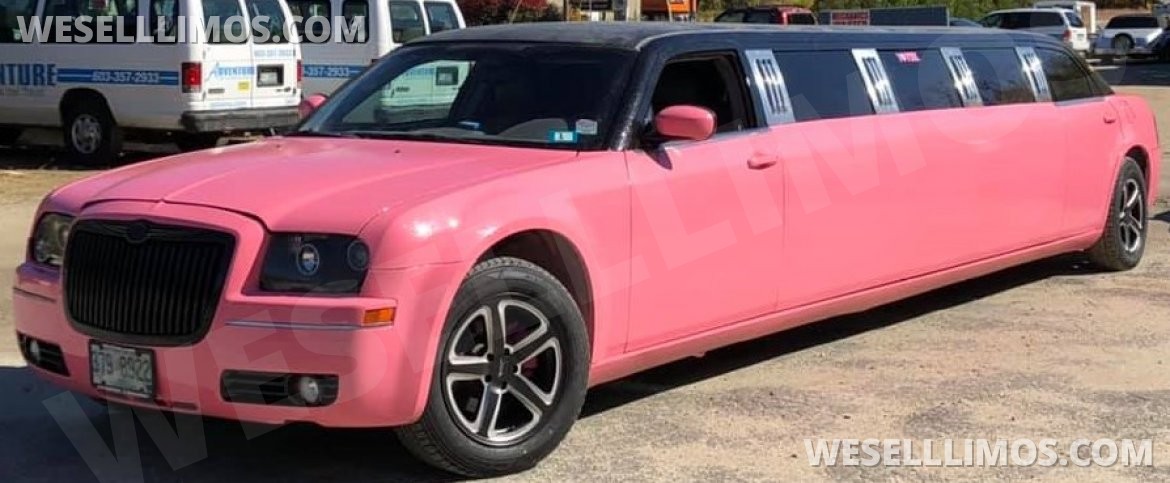 Limousine for Sale in Swanzey, NH - Main Photo