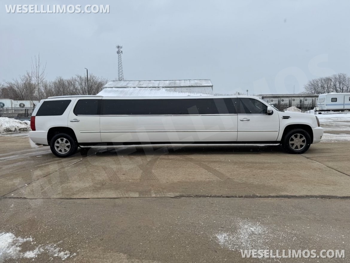 SUV Stretch for Sale in Erie, PA - Photo 11