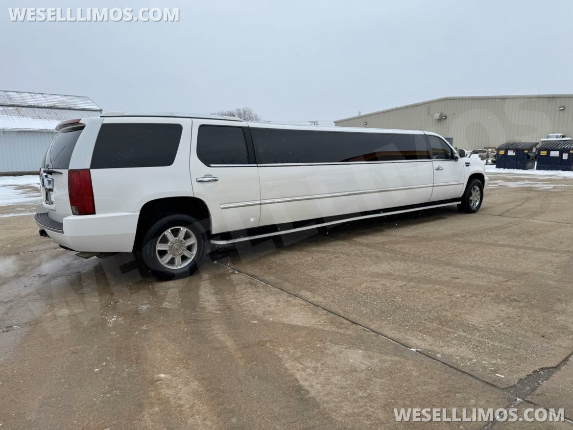 SUV Stretch for Sale in Erie, PA - Photo 12