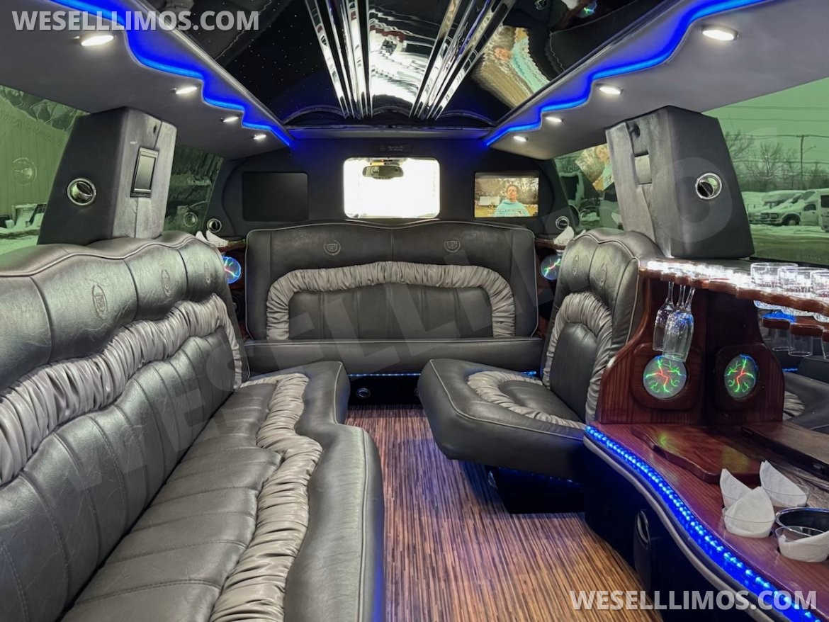 SUV Stretch for Sale in Erie, PA - Photo 14