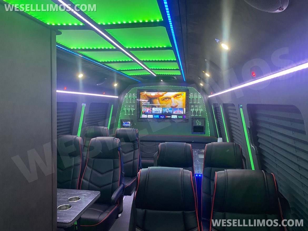 Limo Bus for Sale in Peachtree City, GA - Photo 6