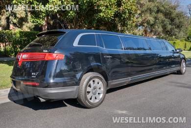 2018 Lincoln MKT - Limousine for Sale in Glendale, CA - Photo 11