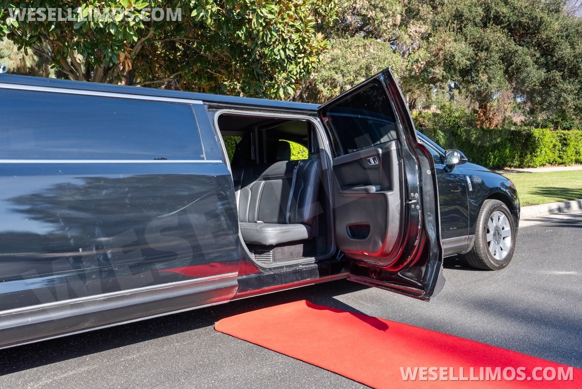 Limousine for Sale in Glendale, CA - Photo 13