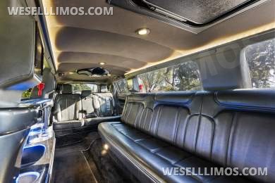 2018 Lincoln MKT - Limousine for Sale in Glendale, CA - Photo 18