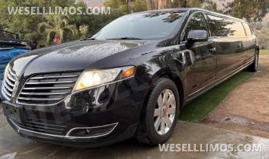 2018 Lincoln MKT - Limousine for Sale in Glendale, CA - Photo 5
