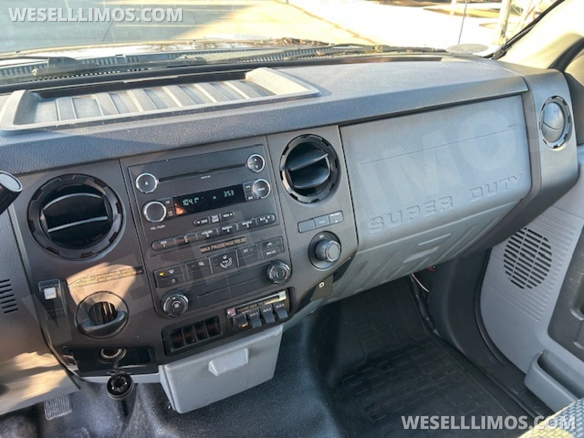 Limo Bus for Sale in Wickliffe, OH - Photo 22