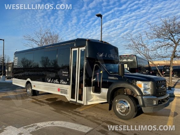 2013 Ford F550 Limo Bus for Sale in Wickliffe, OH - Main Photo