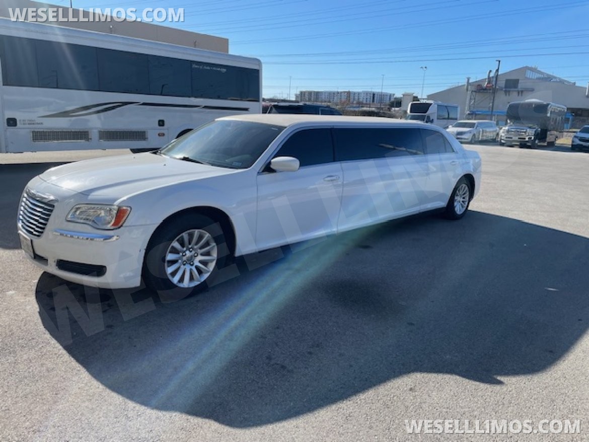 Limousine for Sale in Austin, TX - Photo 3