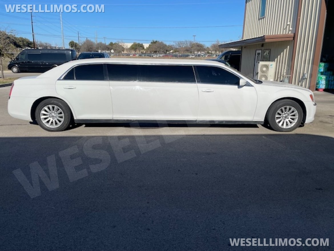 Limousine for Sale in Austin, TX - Photo 4