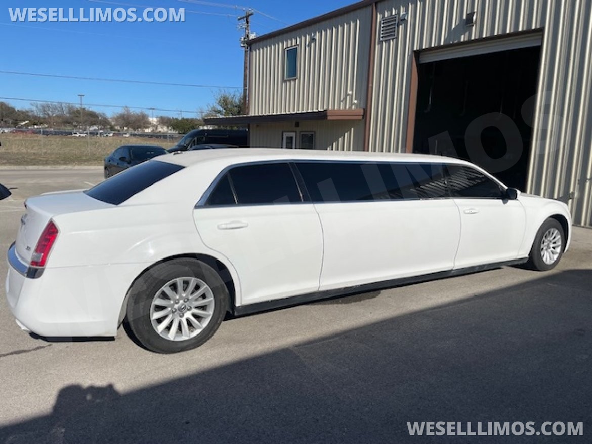 Limousine for Sale in Austin, TX - Photo 5