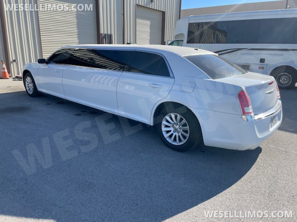 Limousine for Sale in Austin, TX - Photo 7