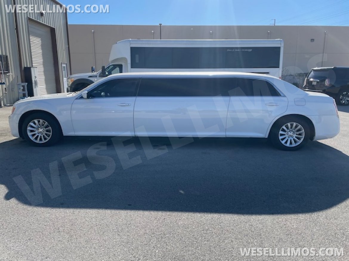 Limousine for Sale in Austin, TX - Photo 8