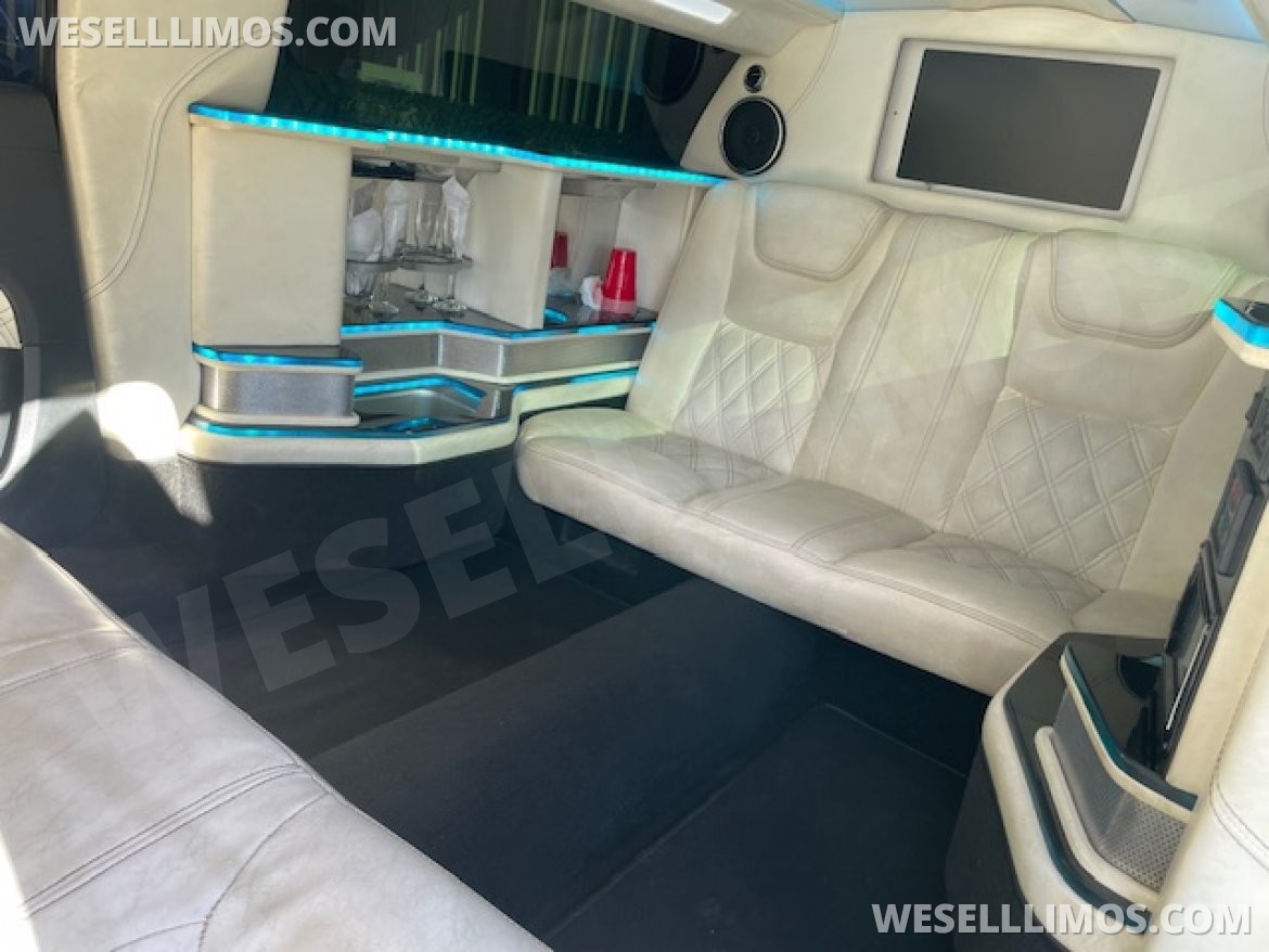 Limousine for Sale in Austin, TX - Photo 14