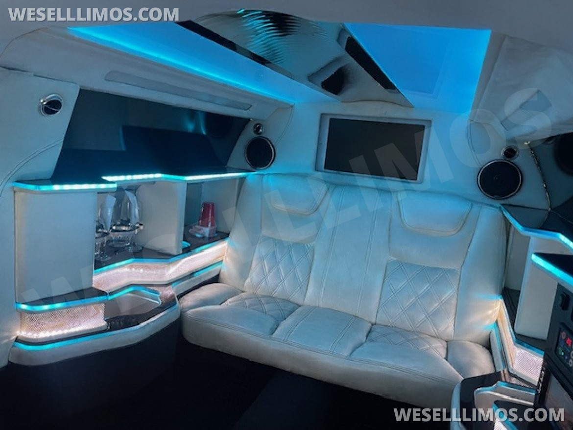 Limousine for Sale in Austin, TX - Photo 17