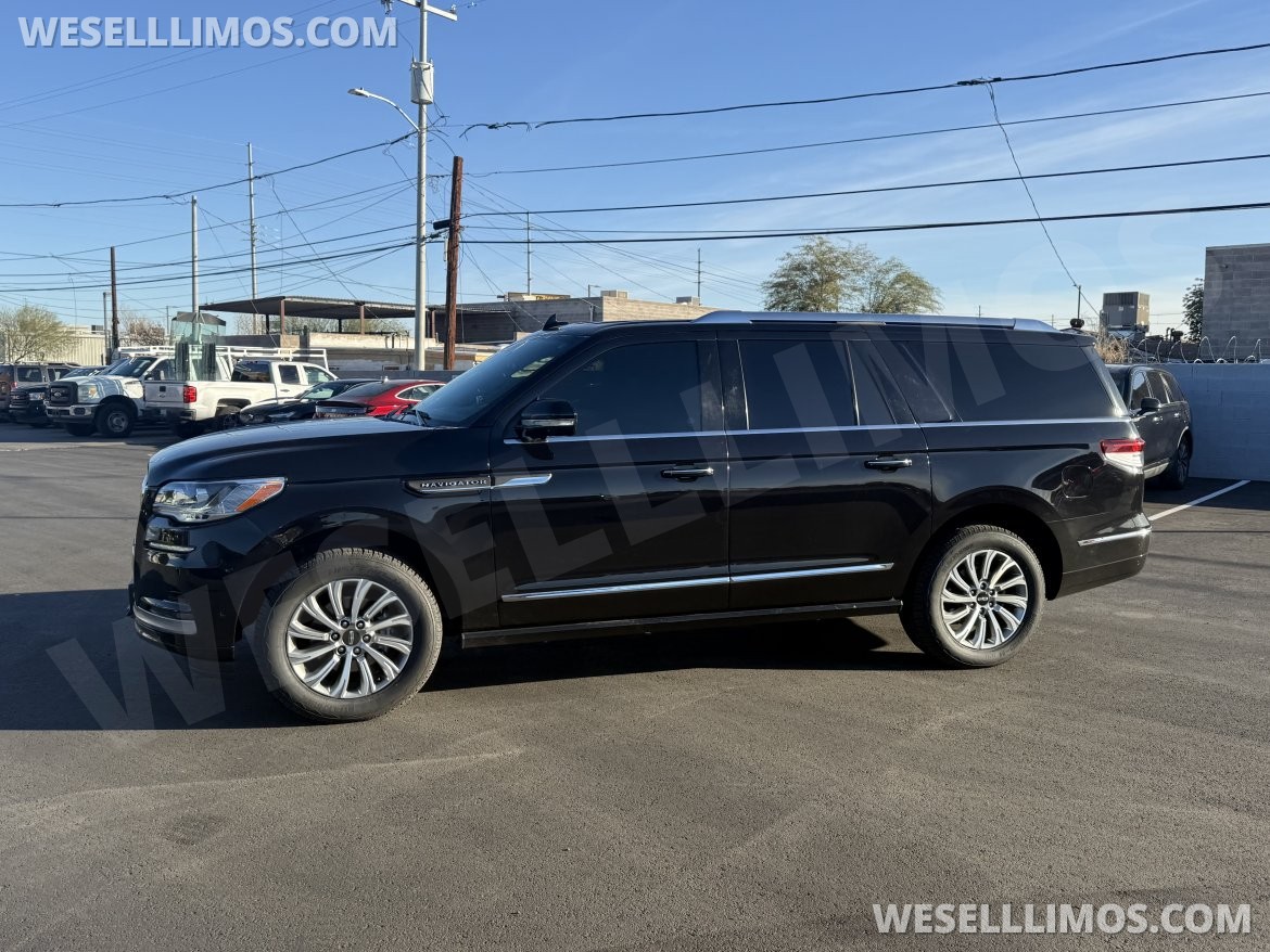 SUV for Sale in Phoenix, AZ - Photo 3