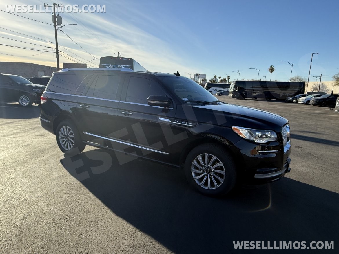 SUV for Sale in Phoenix, AZ - Photo 7