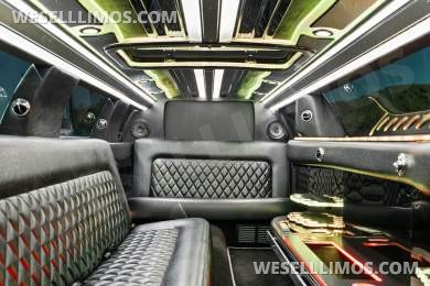2020 Chrysler limousine - Limousine for Sale in Glendale, CA - Photo 26