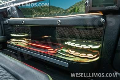 2020 Chrysler limousine - Limousine for Sale in Glendale, CA - Photo 30