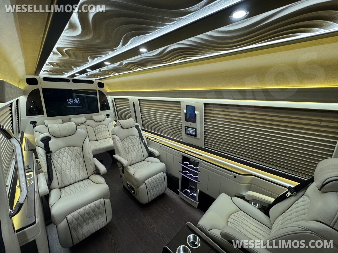 Sprinter for Sale in Springfield, MO - Main Photo
