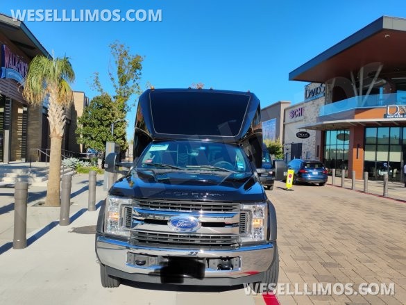 2017 Ford F550 Shuttle Bus for Sale in Laguna Niguel, CA - Main Photo