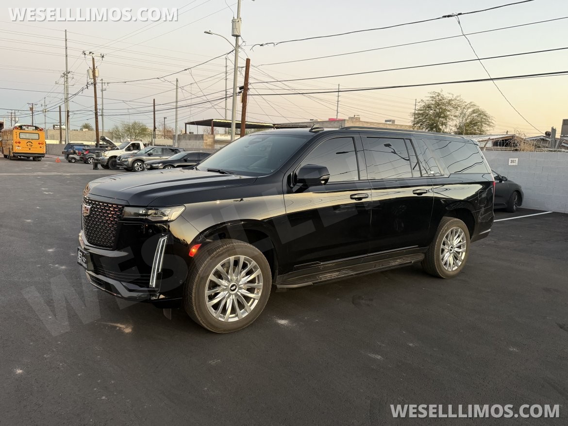 SUV for Sale in Phoenix, AZ - Photo 2