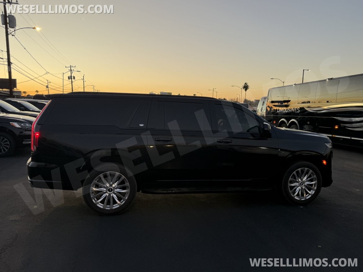 SUV for Sale in Phoenix, AZ - Photo 7