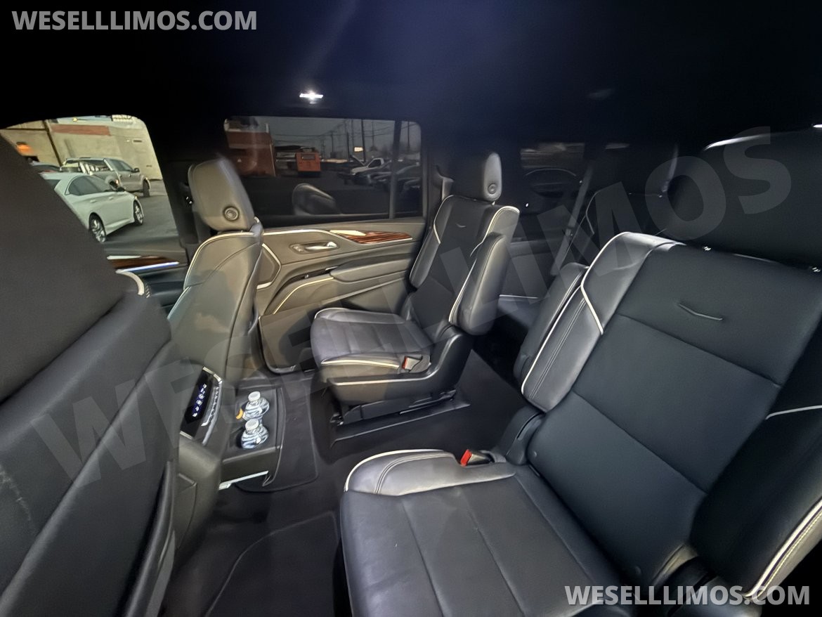 SUV for Sale in Phoenix, AZ - Photo 9