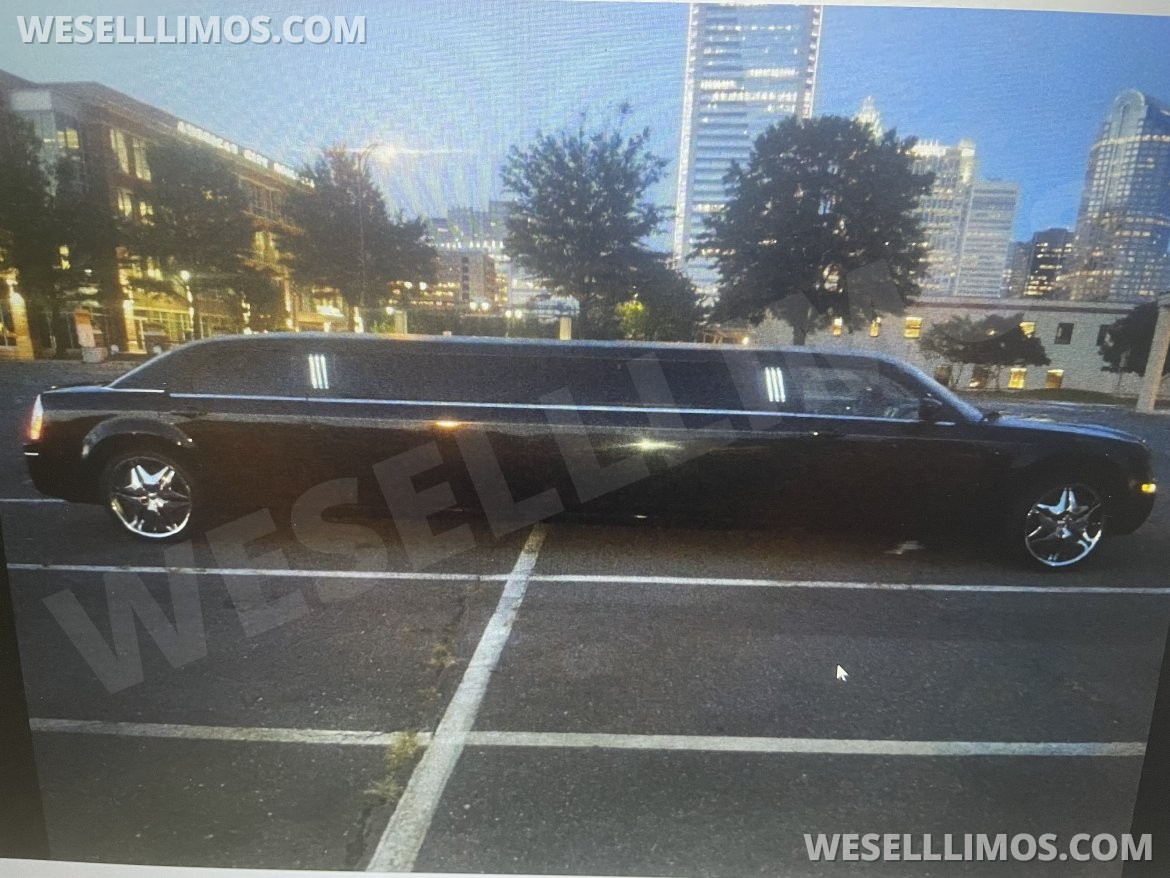 Limousine for Sale in Charlotte, NC - Photo 3