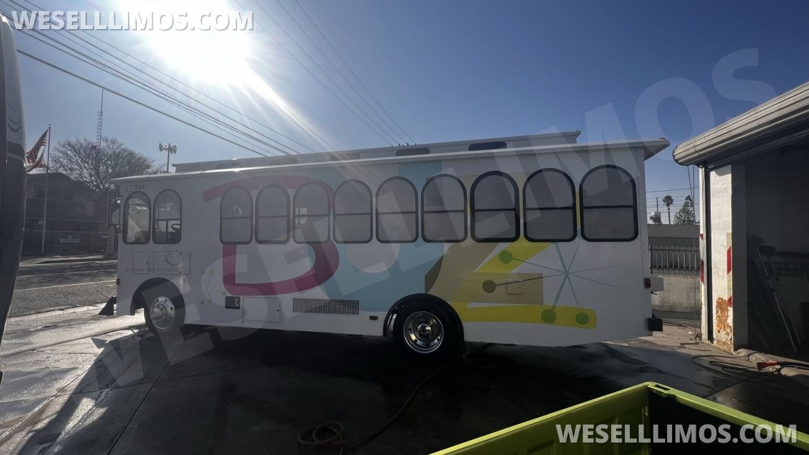 Trolley for Sale in Anaheim, CA - Photo 16
