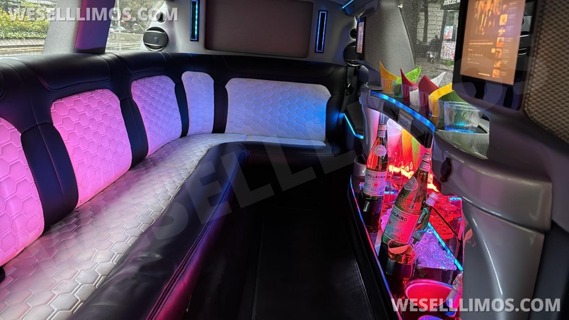 Limousine for Sale in Queens, NY - Photo 11