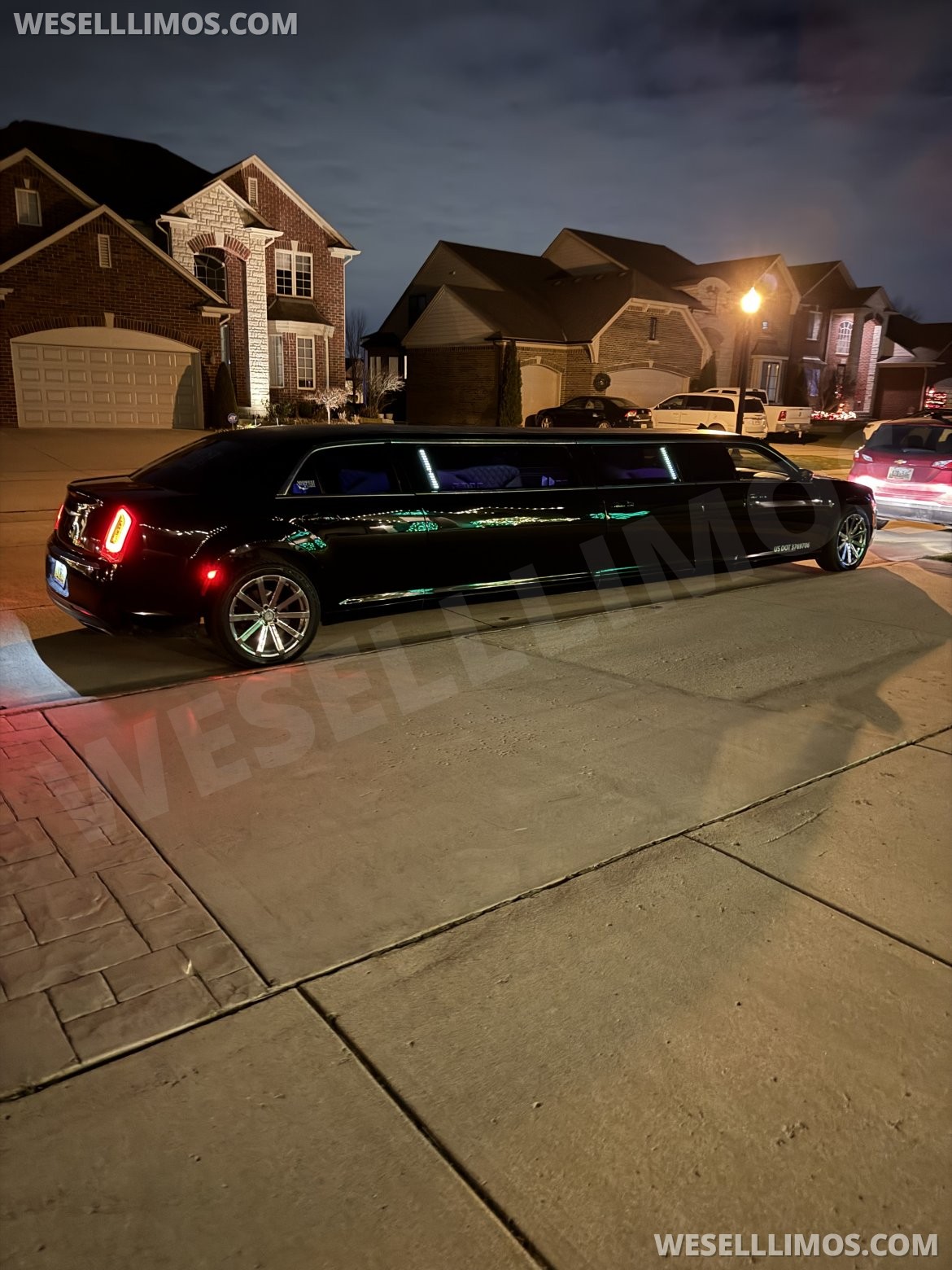 Limousine for Sale in Macomb, MI - Main Photo