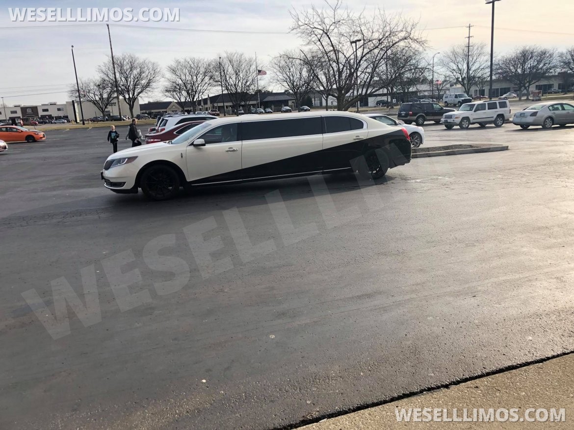 Limousine for Sale in Springboro, OH - Photo 5