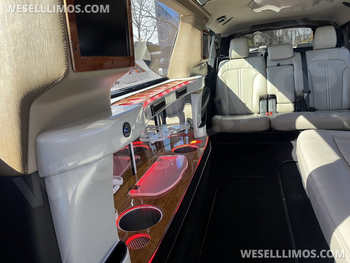 Limousine for Sale in Pasadena, MD - Photo 9