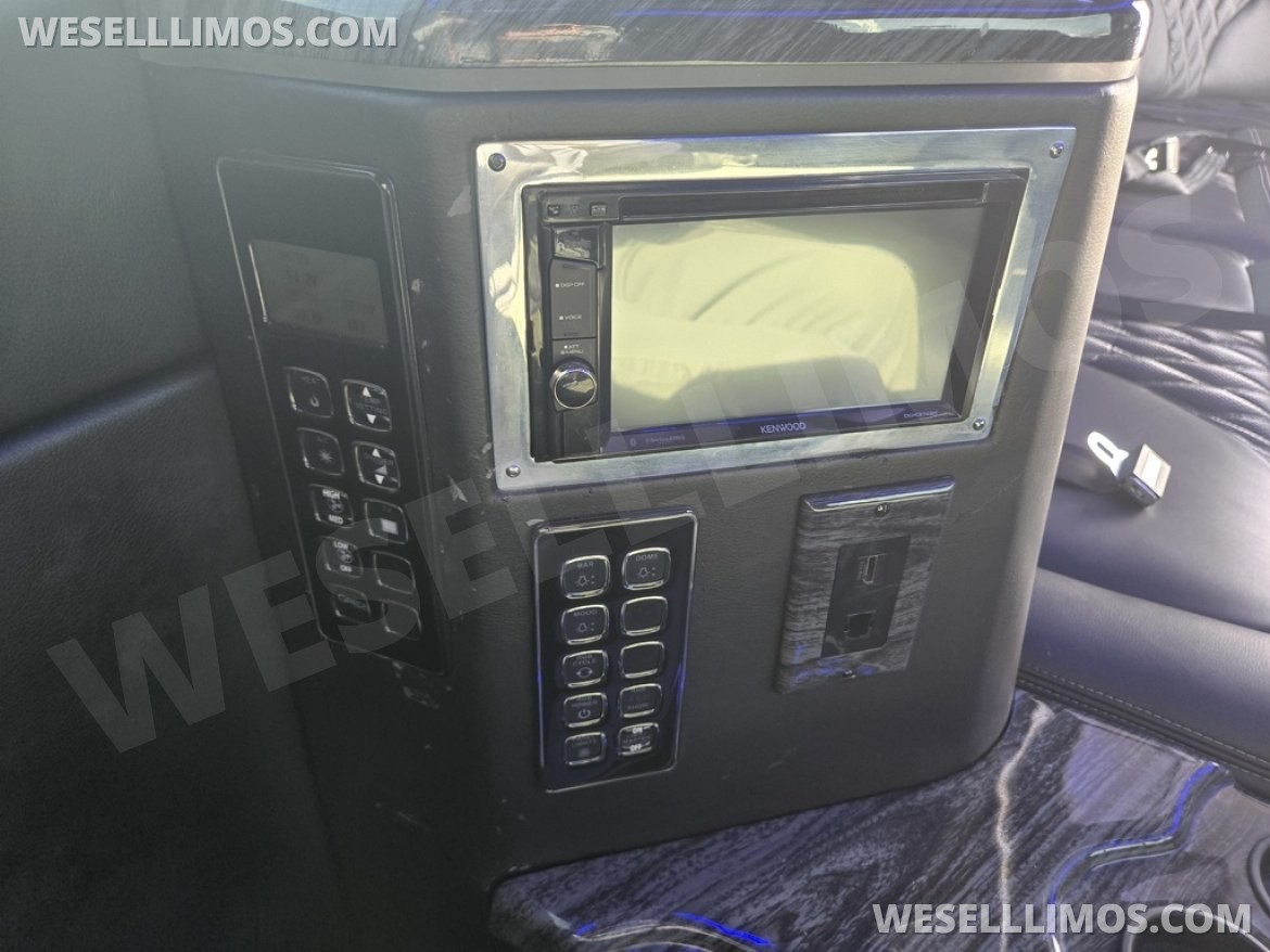Limousine for Sale in Troy, OH - Photo 5