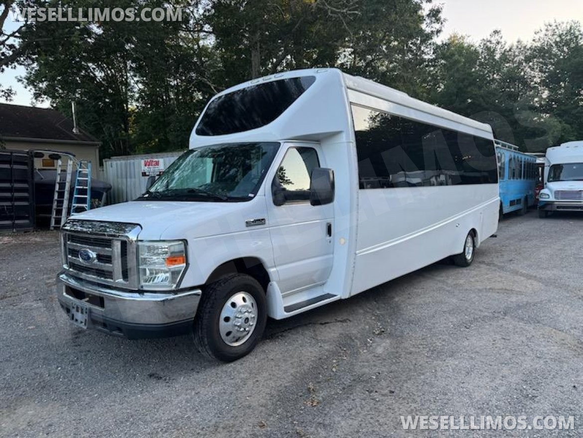 Executive Shuttle for Sale in Westport, MA - Main Photo