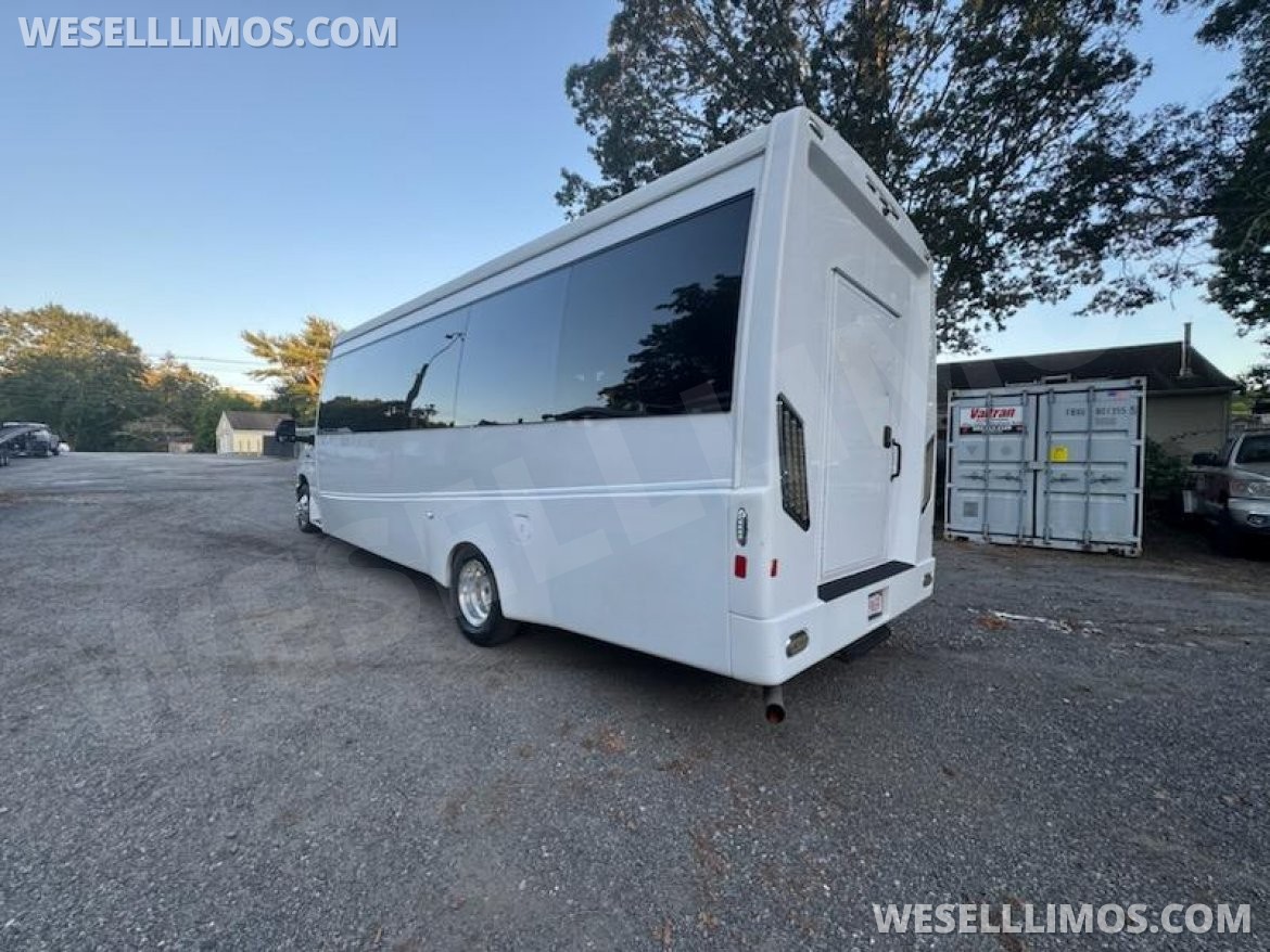 Executive Shuttle for Sale in Westport, MA - Photo 12