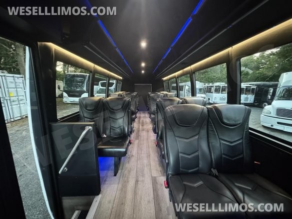2017 Ford E450 Executive Shuttle for Sale in Westport, MA - Photo 2