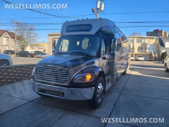 2011 Freightliner M2 Shuttle Bus for Sale in Fairview, NJ - Photo 2