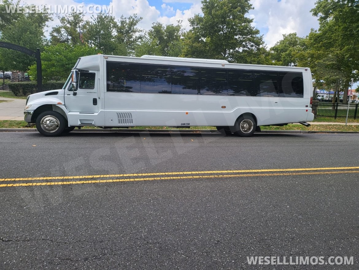 Shuttle Bus for Sale in Fairview, NJ - Photo 4
