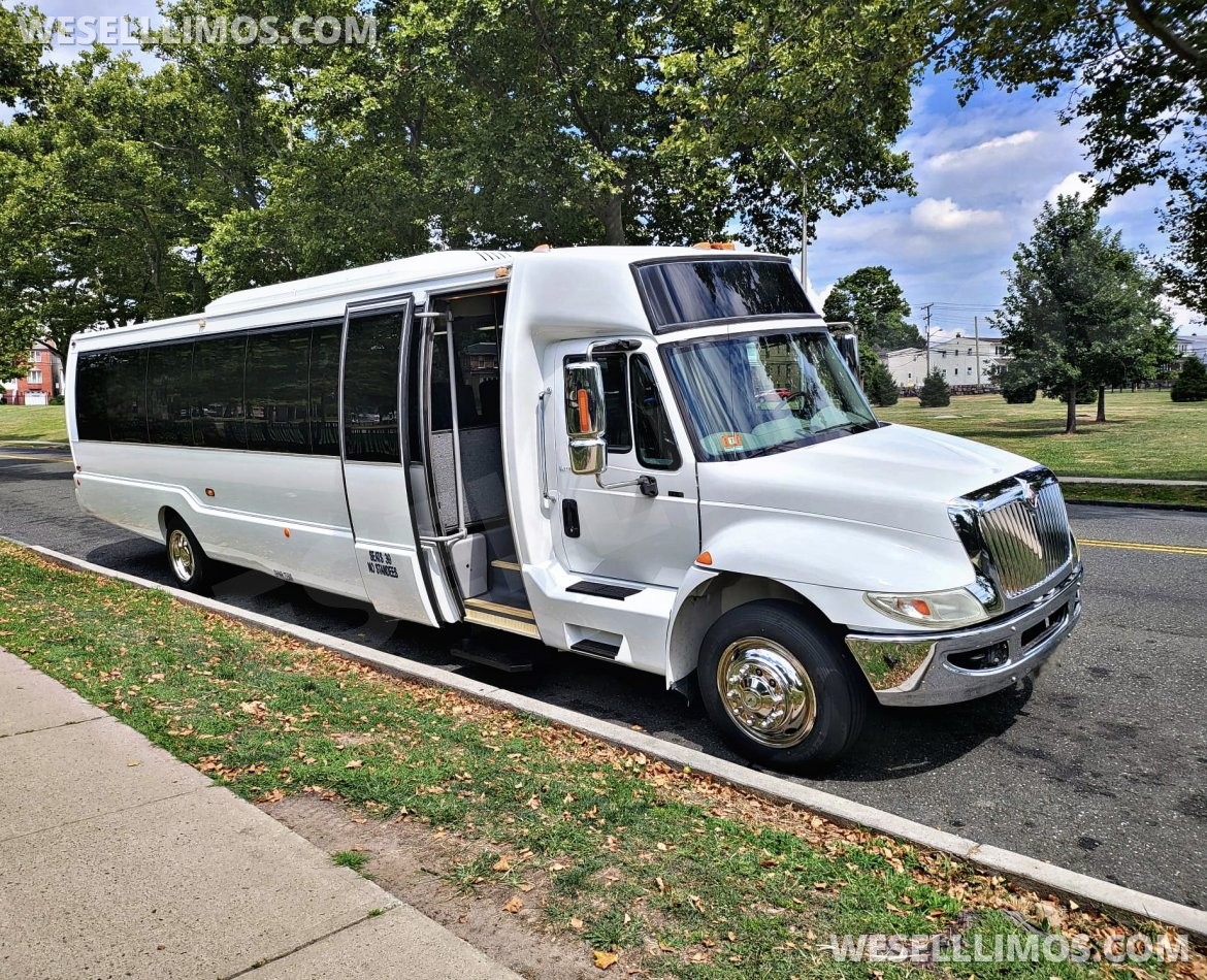 Shuttle Bus for Sale in Fairview, NJ - Main Photo
