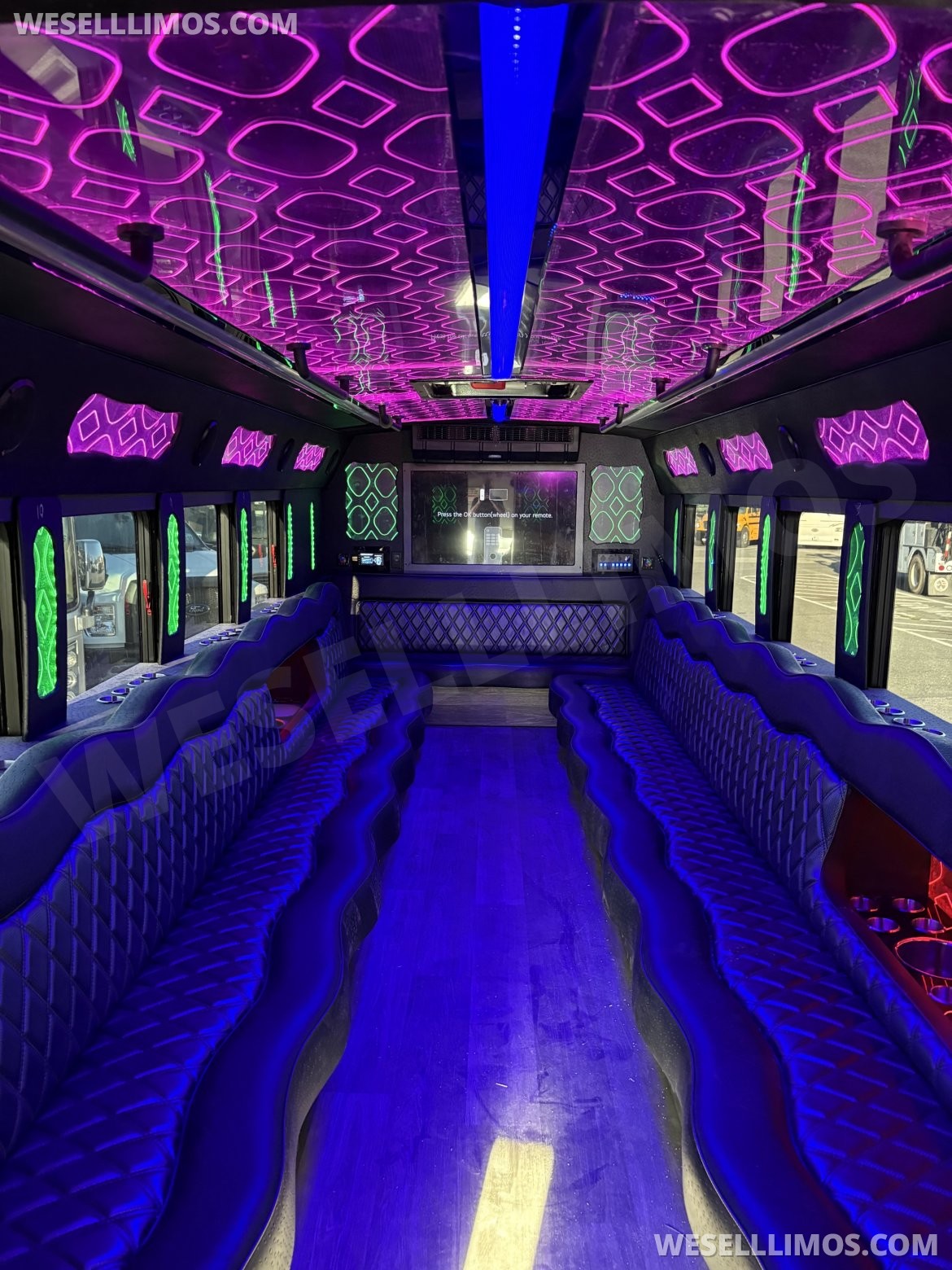 Limo Bus for Sale in Orlando, FL - Photo 11
