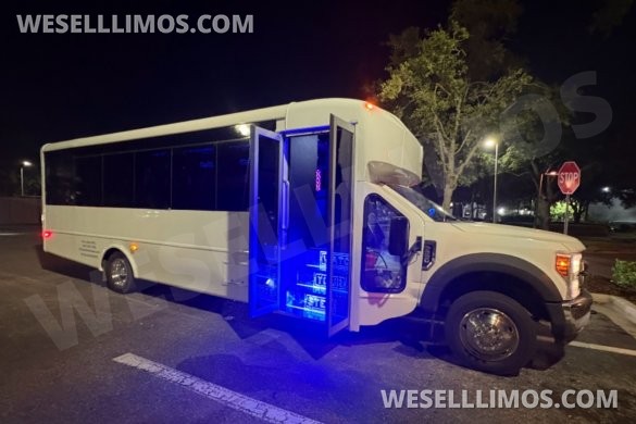 2019 Ford F550 Limo Bus for Sale in Orlando, FL - Main Photo
