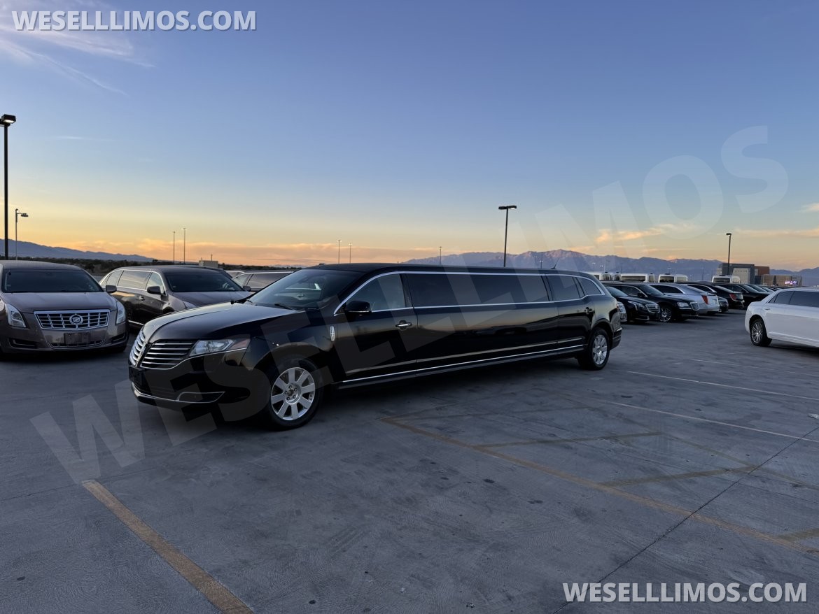 Limousine for Sale in Las Vegas, NV - Photo 2