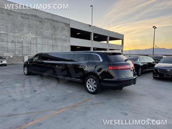 2017 Lincoln MKT Limousine for Sale in Las Vegas, NV - Photo 3