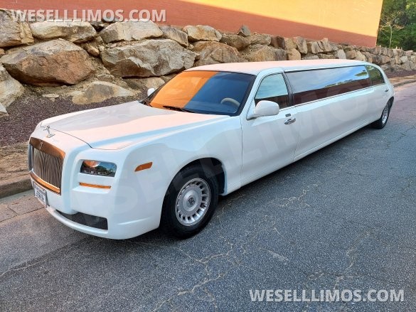 1999 Lincoln Town Car Executive Limousine for Sale in Atlanta, GA - Main Photo